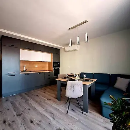 Apartment Deluxe Apartment-center *